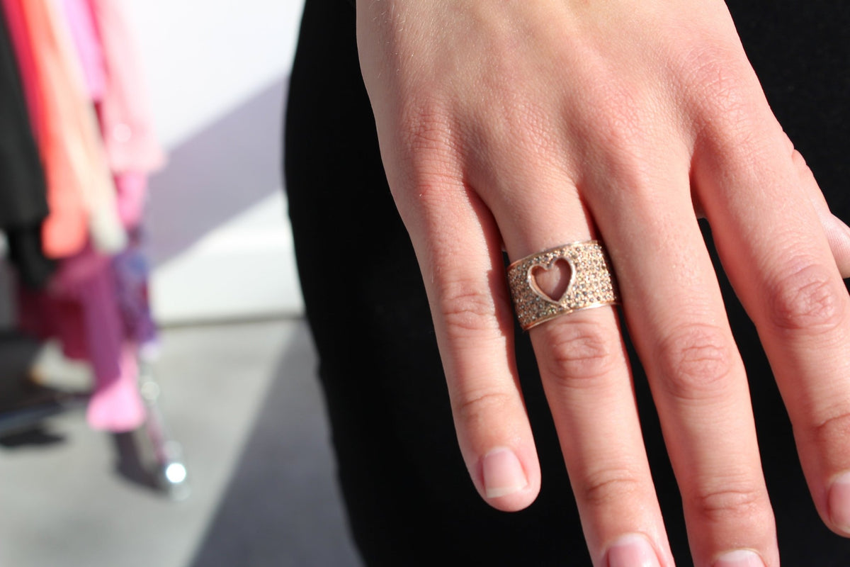 Cut Out Heart Ring - thegreatputonmvCut Out Heart RingCut Out Heart RingCut Out Heart RingRingsGristhegreatputonmvR379Pave diamond rose gold over sterling silver with cut out heart ring. Size 7 Sourced from India39264647