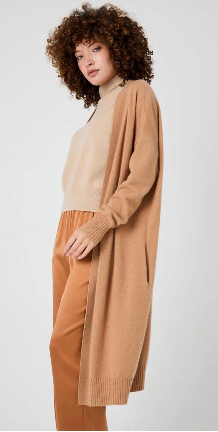 Debbie Cashmere Coat - thegreatputonmvDebbie Cashmere CoatDebbie Cashmere CoatDebbie Cashmere CoatBeryllthegreatputonmvDebbie Coat - AlmondDebbie Cashmere CoatOne sizeAlmond