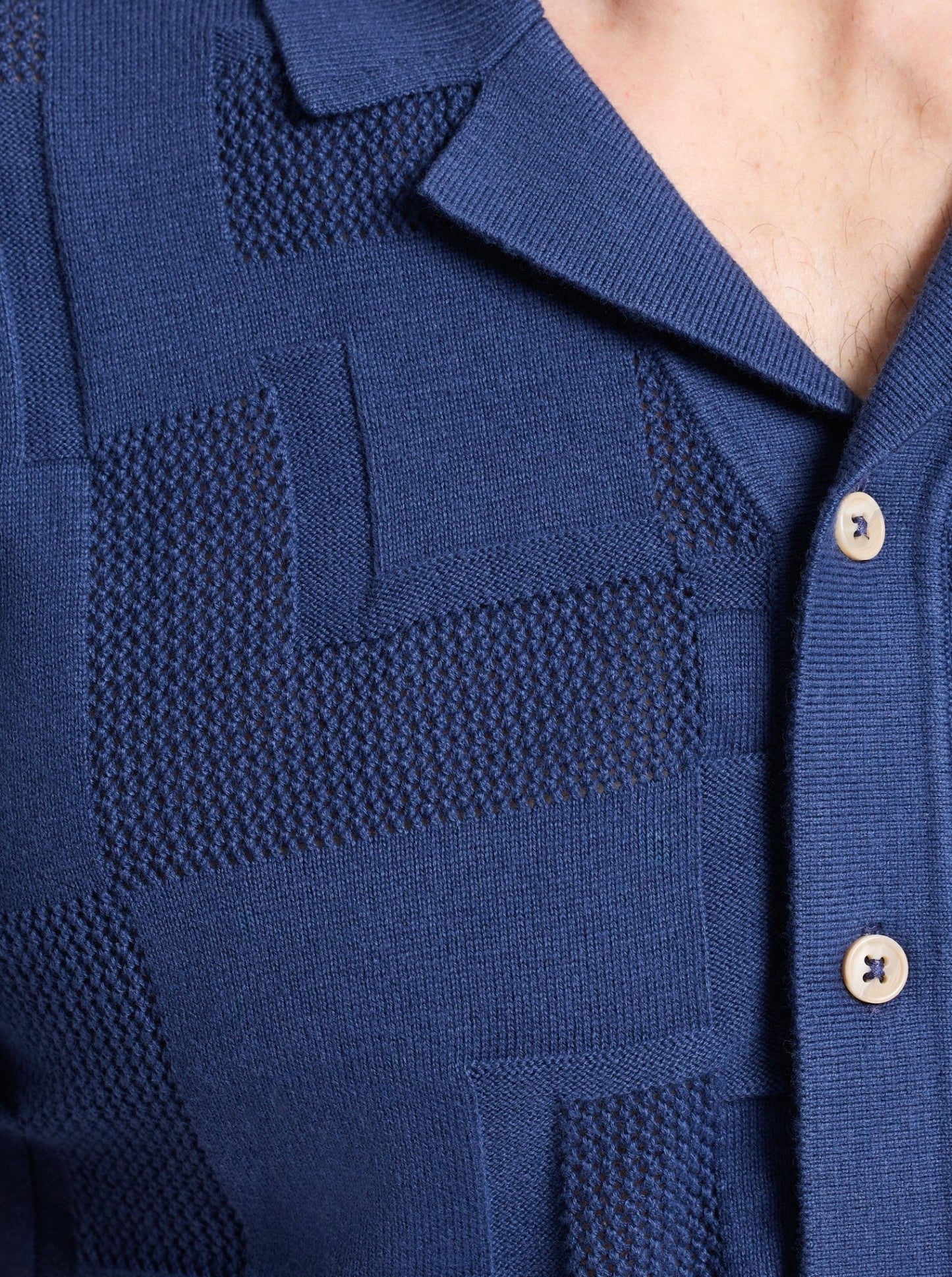 DRAYFORD SHORT SLEEVE SWEATER - thegreatputonmvDRAYFORD SHORT SLEEVE SWEATERDRAYFORD SHORT SLEEVE SWEATERDRAYFORD SHORT SLEEVE SWEATERmens sweaterRobert GrahamthegreatputonmvS26845-410DRAYFORD SHORT SLEEVE SWEATERMNAVY75670044