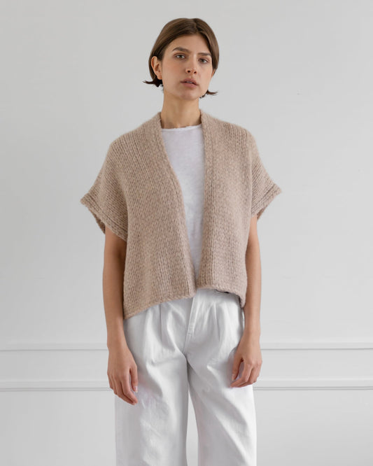 Flor Cardigan Vest - thegreatputonmvFlor Cardigan VestFlor Cardigan VestFlor Cardigan VestSWEATERLatierrathegreatputonmvRW25VLF110TFlor Cardigan VestOne sizeOatmeal95560988