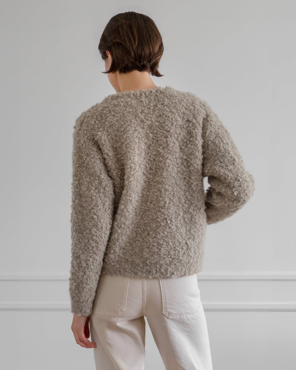 Luna Boucle Cardigan - thegreatputonmvLuna Boucle CardiganLuna Boucle CardiganLuna Boucle CardiganSWEATERLatierrathegreatputonmvARW23CT116OTLuna Boucle CardiganOne sizeOatmeal46613532