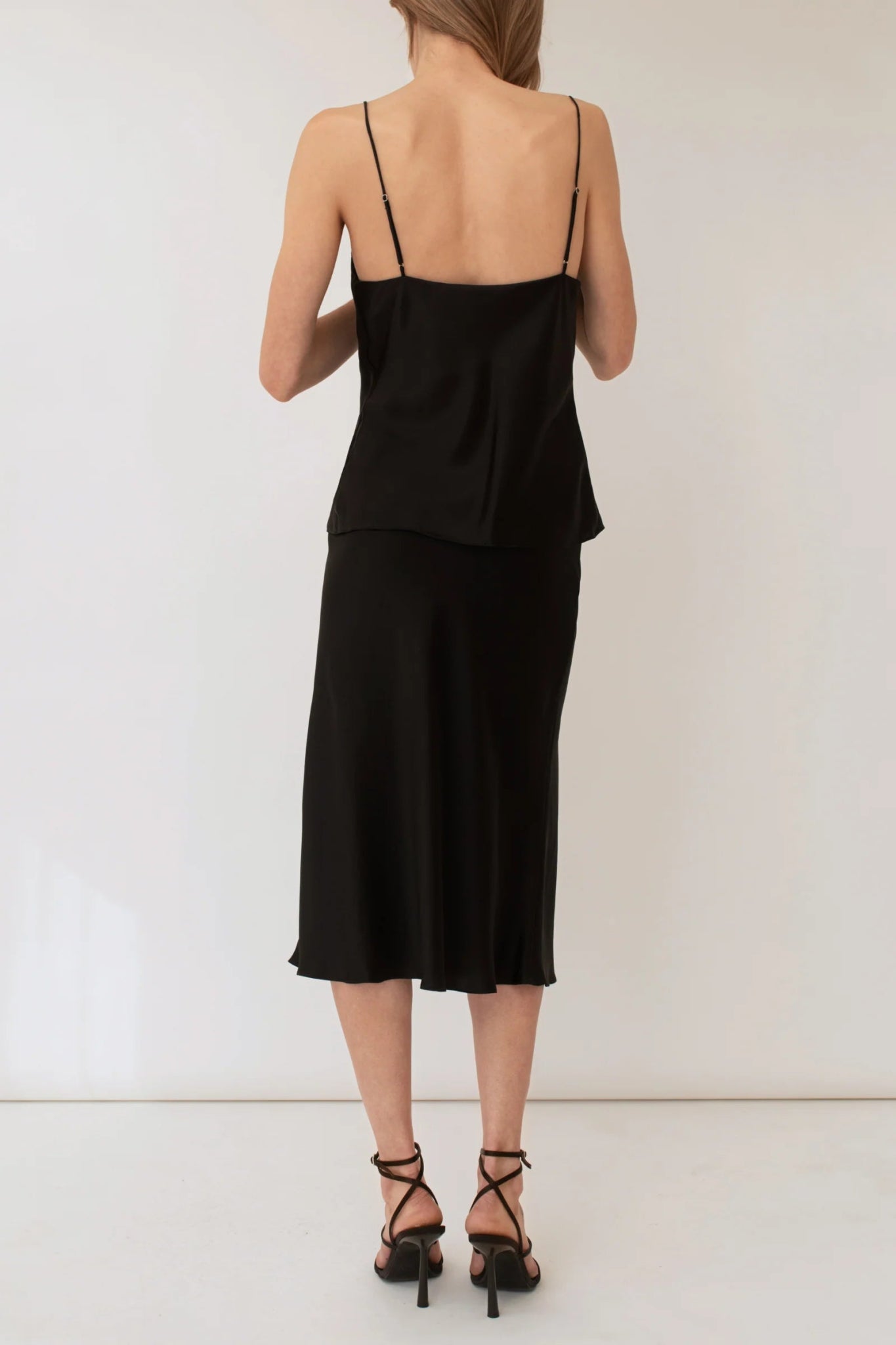 Midi Slip Skirt - thegreatputonmvMidi Slip SkirtMidi Slip SkirtMidi Slip SkirtSkirtJACOBA JANEthegreatputonmvMidi Slip SkirtXS90880028