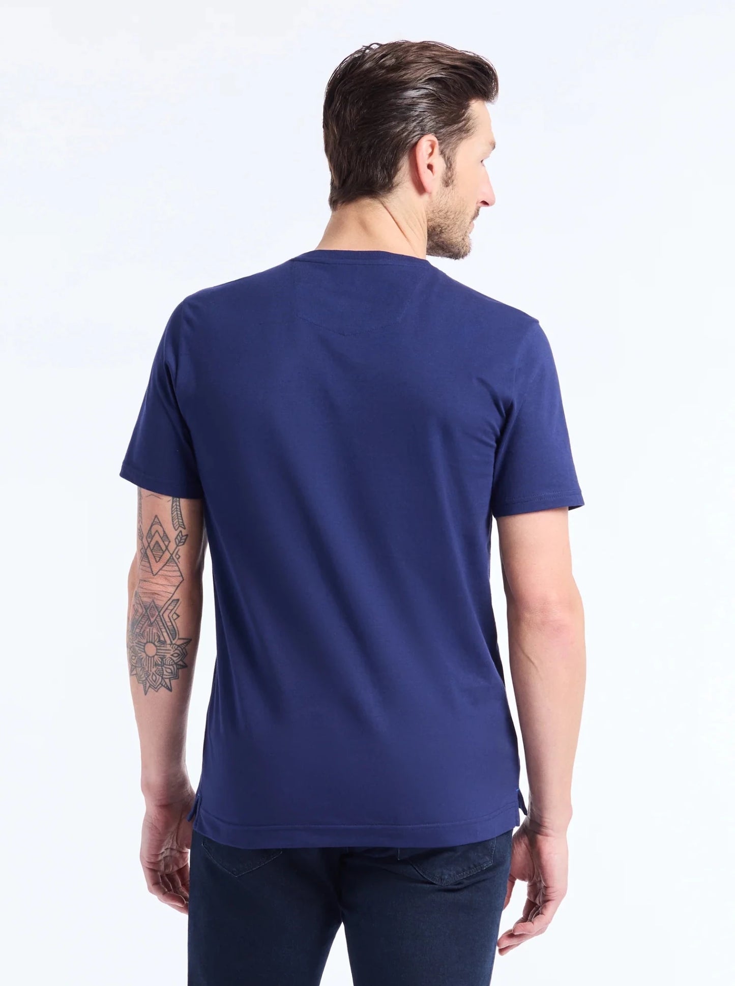MONKEY VACATION SHORT SLEEVE T - SHIRT - thegreatputonmvMONKEY VACATION SHORT SLEEVE T - SHIRTMONKEY VACATION SHORT SLEEVE T - SHIRTMONKEY VACATION SHORT SLEEVE T - SHIRTMen's ShirtRobert GrahamthegreatputonmvS26721-410MONKEY VACATION SHORT SLEEVE T - SHIRTNAVYM56795676