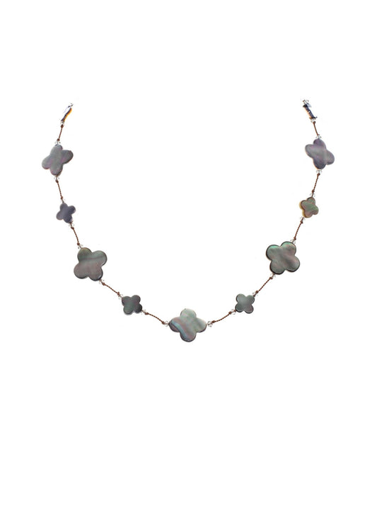 Mother of pearl/abalone clover - thegreatputonmvMother of pearl/abalone cloverMother of pearl/abalone cloverMother of pearl/abalone cloverNecklaceMargo MorrisonthegreatputonmvN - 1207Mother of pearl/abalone clover23468423
