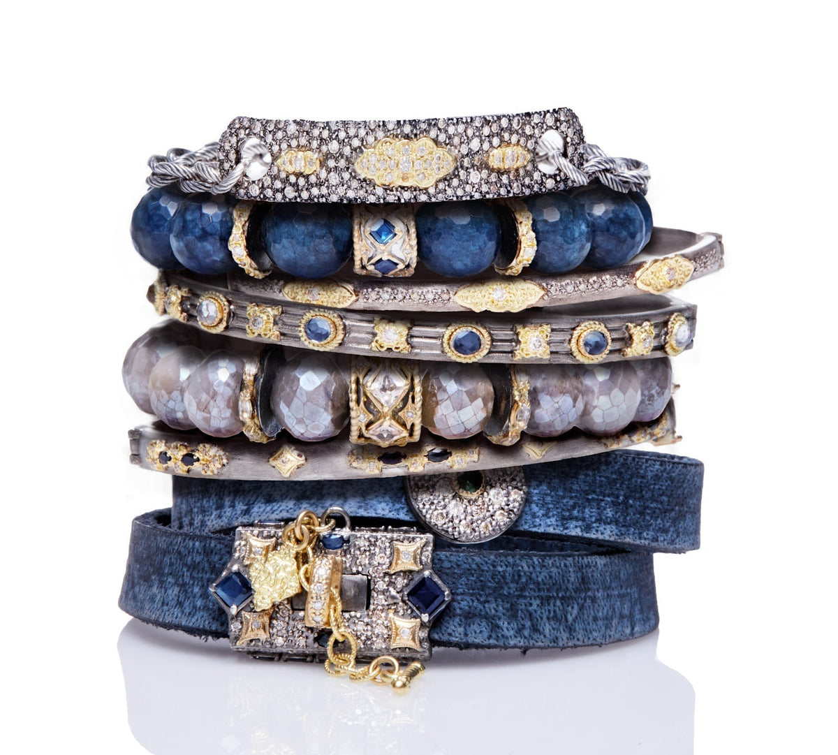 Pave Huggie Bracelet - thegreatputonmvPave Huggie BraceletPave Huggie BraceletPave Huggie BraceletBraceletsArmentathegreatputonmvPave Huggie Bracelet89190023