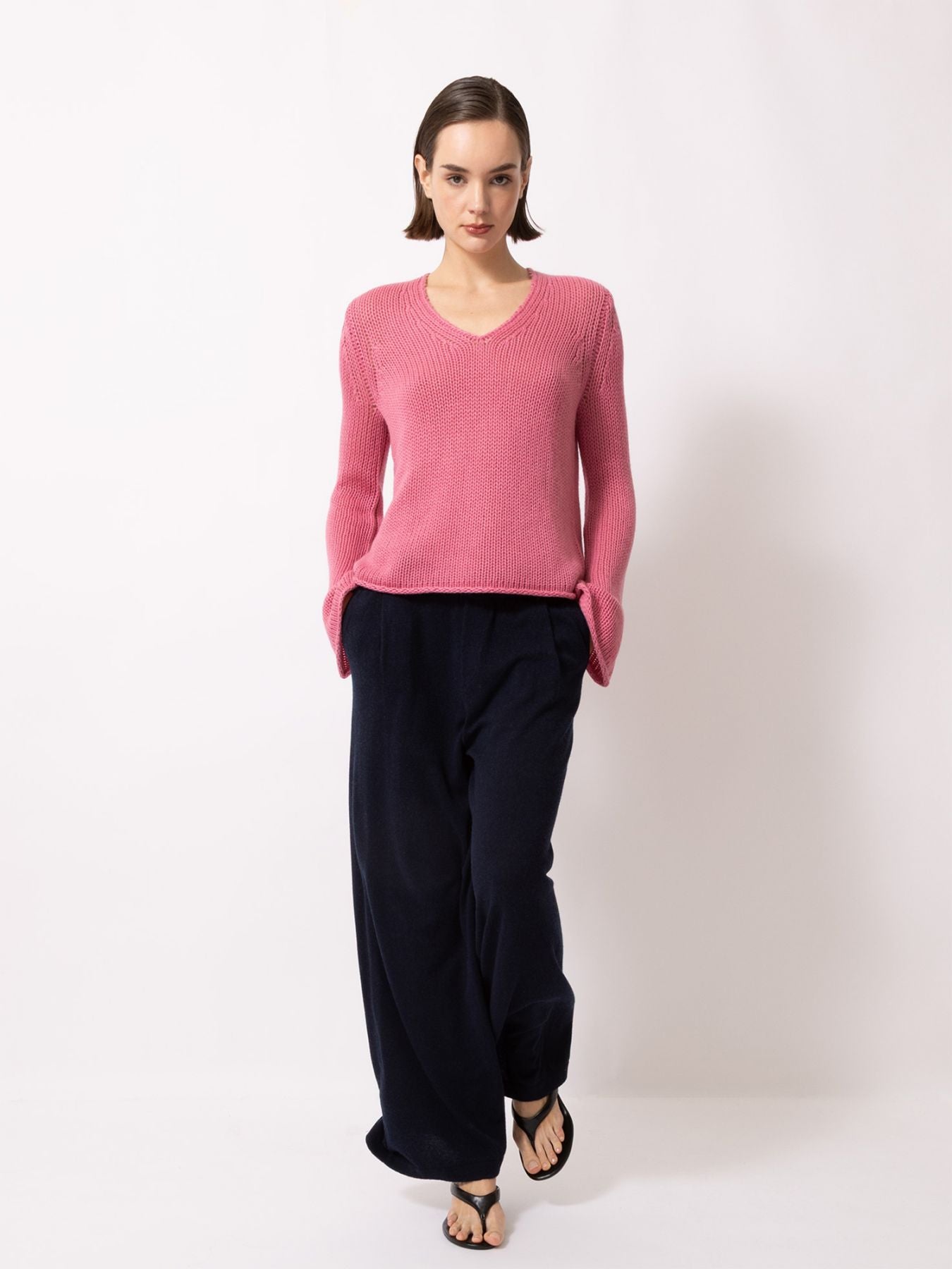 Pullover V - Neck - thegreatputonmvPullover V - NeckPullover V - NeckPullover V - NeckV NeckFTC CASHMEREthegreatputonmv10206-0260Pullover V - NeckXS0532 Pink Carnation13511452