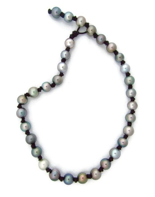 Queen Strand - thegreatputonmvQueen StrandQueen StrandQueen StrandNecklaceJhana PearlthegreatputonmvQueen Strand90053767