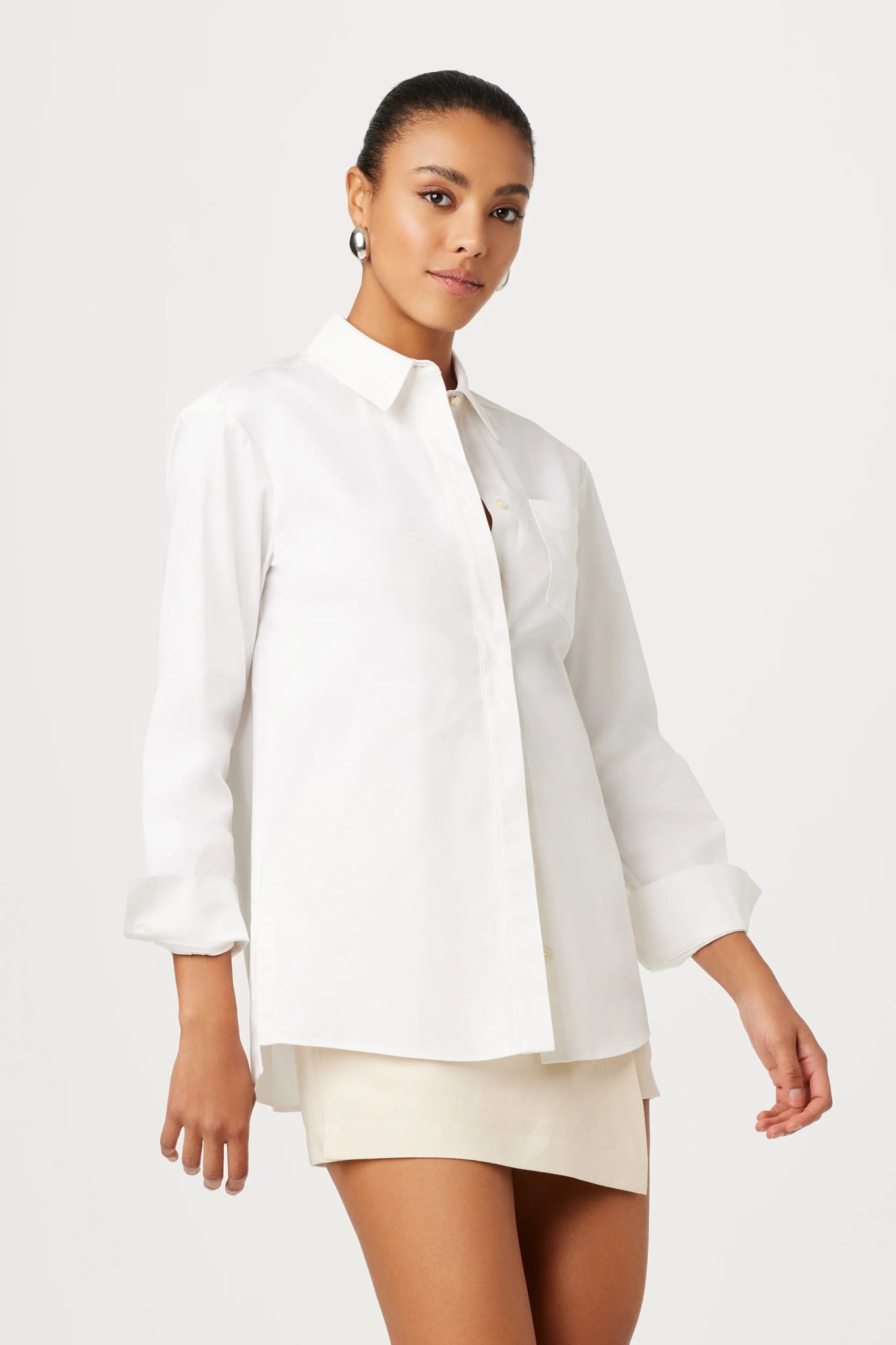Riley Poplin Boyfriend Shirt - thegreatputonmvRiley Poplin Boyfriend ShirtRiley Poplin Boyfriend ShirtRiley Poplin Boyfriend Shirtbutton downTOCCINthegreatputonmvTC5112T015Riley Poplin Boyfriend Shirtx smallOPTIC98557212