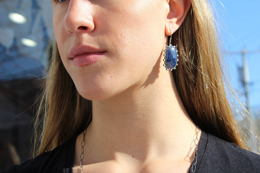 Sapphire Drop Earrings - thegreatputonmvSapphire Drop EarringsSapphire Drop EarringsSapphire Drop EarringsEarringsGristhegreatputonmvE298Sapphire and baguette diamond earrings Sourced from India70939271