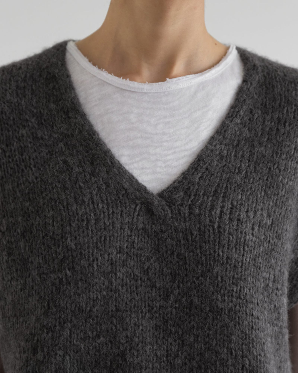 Soraya Vest - thegreatputonmvSoraya VestSoraya VestSoraya VestSWEATERLatierrathegreatputonmvRW25VLS11CHSoraya VestOne sizeCharcoal17286172