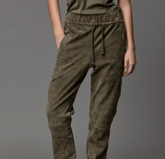 Suede Stretch Pants - thegreatputonmvSuede Stretch PantsSuede Stretch PantsSuede Stretch PantsPantsKristensen du Nordthegreatputonmv25307Suede Stretch Pants1Pine49274908