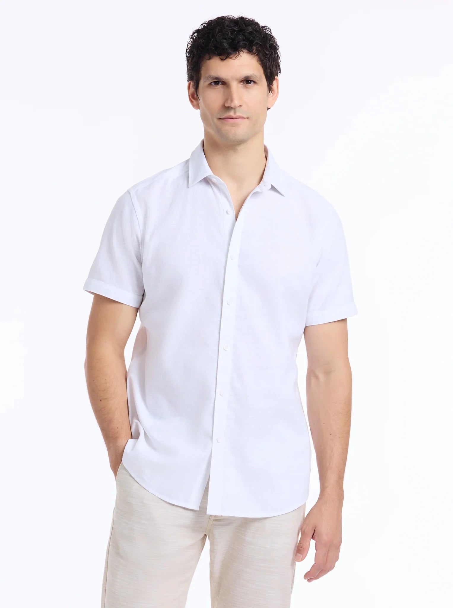SUTTON SHORT SLEEVE BUTTON DOWN SHIRT - thegreatputonmvSUTTON SHORT SLEEVE BUTTON DOWN SHIRTSUTTON SHORT SLEEVE BUTTON DOWN SHIRTSUTTON SHORT SLEEVE BUTTON DOWN SHIRTbutton downRobert GrahamthegreatputonmvS26290C-100SUTTON SHORT SLEEVE BUTTON DOWN SHIRTMediumWHITE73491484