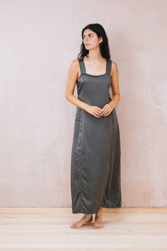 Wide strap dress silk cotton satin - thegreatputonmvWide strap dress silk cotton satinWide strap dress silk cotton satinWide strap dress silk cotton satinDressSULA CLOTHING LTDthegreatputonmvSS26 1038Wide strap dress silk cotton satinSmallGUNMETAL53066524