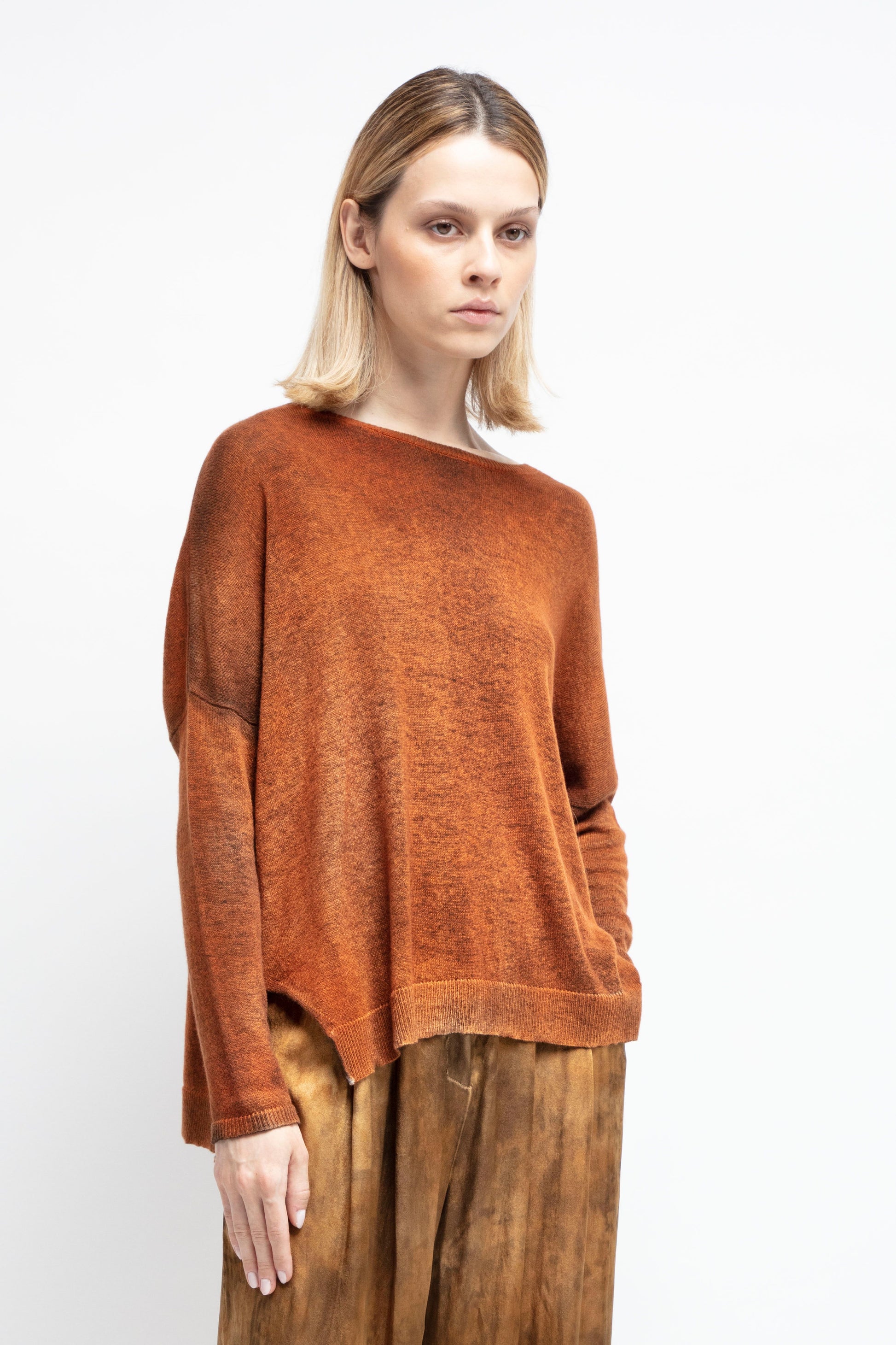 Boat neck oversize pullover with slits   N/Marmalade  Pre order now! Receive your order by May 15th, 2021 the latest. 